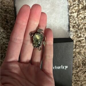 Elegant Silver and Green Leaf Pendant